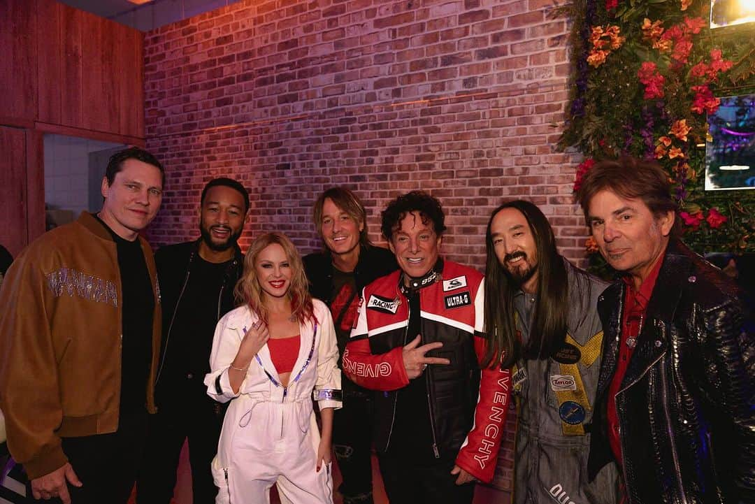 キース・アーバンさんのインスタグラム写真 - (キース・アーバンInstagram)「F1 Opening Ceremony 🏎️ @f1lasvegas @f1」11月17日 10時03分 - keithurban