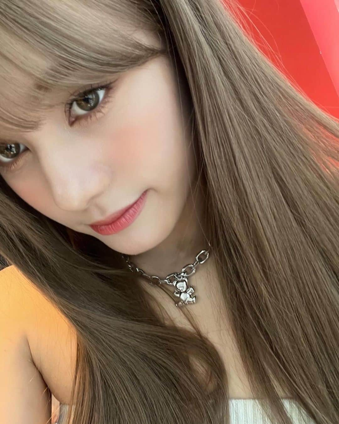 NiziUさんのインスタグラム写真 - (NiziUInstagram)「It’s Live봤죠? 안봤으면 당장 보러 가용~🤍🧸  It‘s Live見てくれたよね〜？可愛いからもう一回見な〜🤭🤭  #niziu #nina #🐶」11月17日 10時18分 - niziu_artist_official