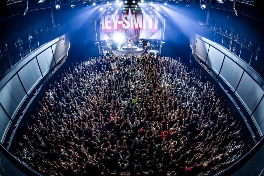 KEN IIKAWAさんのインスタグラム写真 - (KEN IIKAWAInstagram)「Rest In Punk Tour Day1 Zepp 新宿 w/Voo Doo Glow Skulls(US🇺🇸)  ついに始まったRest In Punk Tour!!!! 大事な日を目撃さんくす🤙  さらに、 アメリカから来てくれた  @voodooglowskulls とも初日からグルーヴしまくり🤙  今日はDay2横浜です🌊  📸 @hayachinphoto  #heysmith #RestInPunk #Voodooglowskulls #trumpet #trumpetplayer  #ska #skapunk #skacore」11月17日 10時43分 - keniikawa