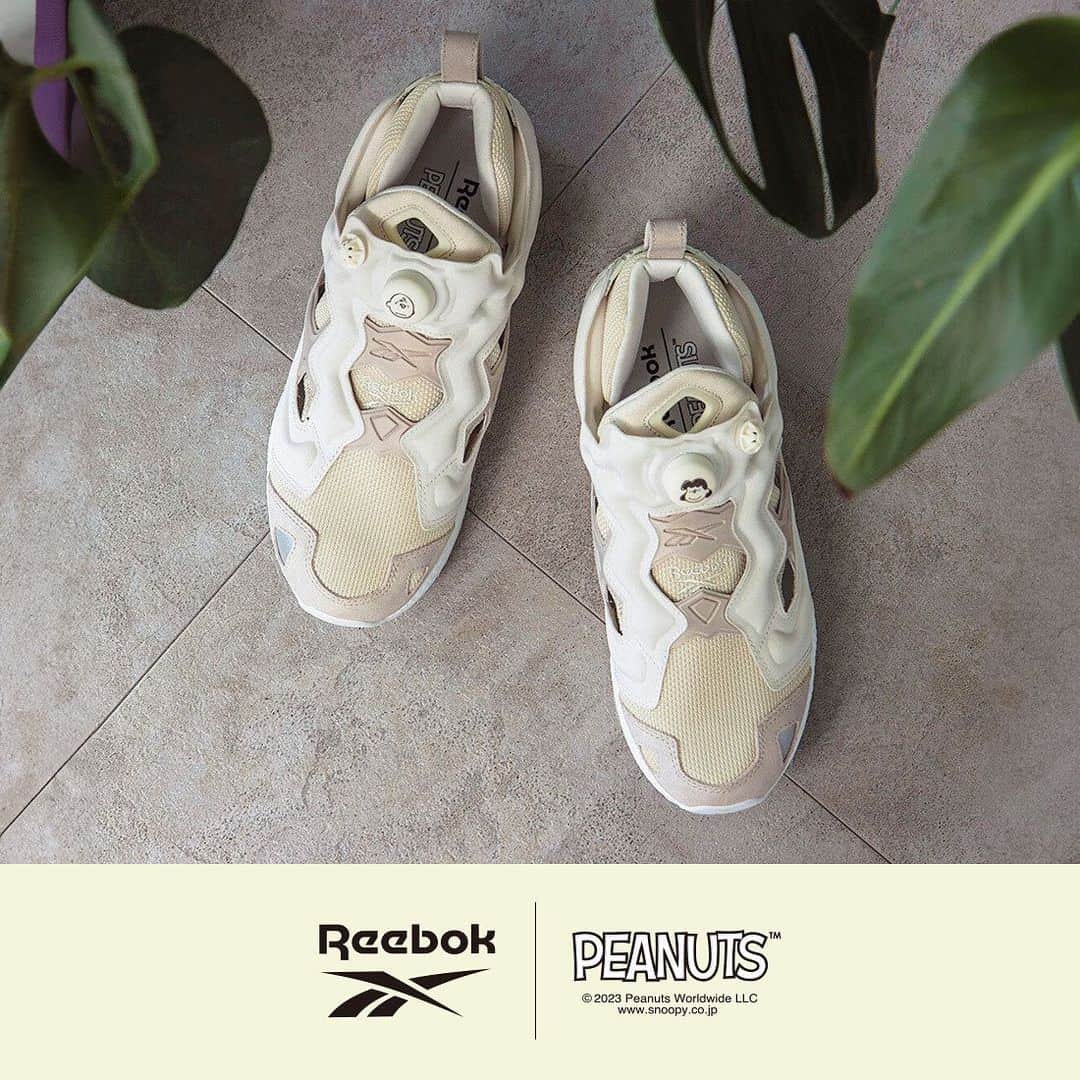 Reebok JPのインスタグラム：「. Reebok × PEANUTS  ピーナッツとのコラボレーションコレクション Reebokを代表するシューズ”INSTAPUMP FURY”やアパレルが、大人の心もくすぐるカラーやデザインで登場！  本日発売！  Collaboration collection with Peanuts Reebok's signature shoes "INSTAPUMP FURY" and apparel are now available in colors and designs that will tickle the hearts of you!  #Reebok #リーボック #Peanuts #Snoopy」