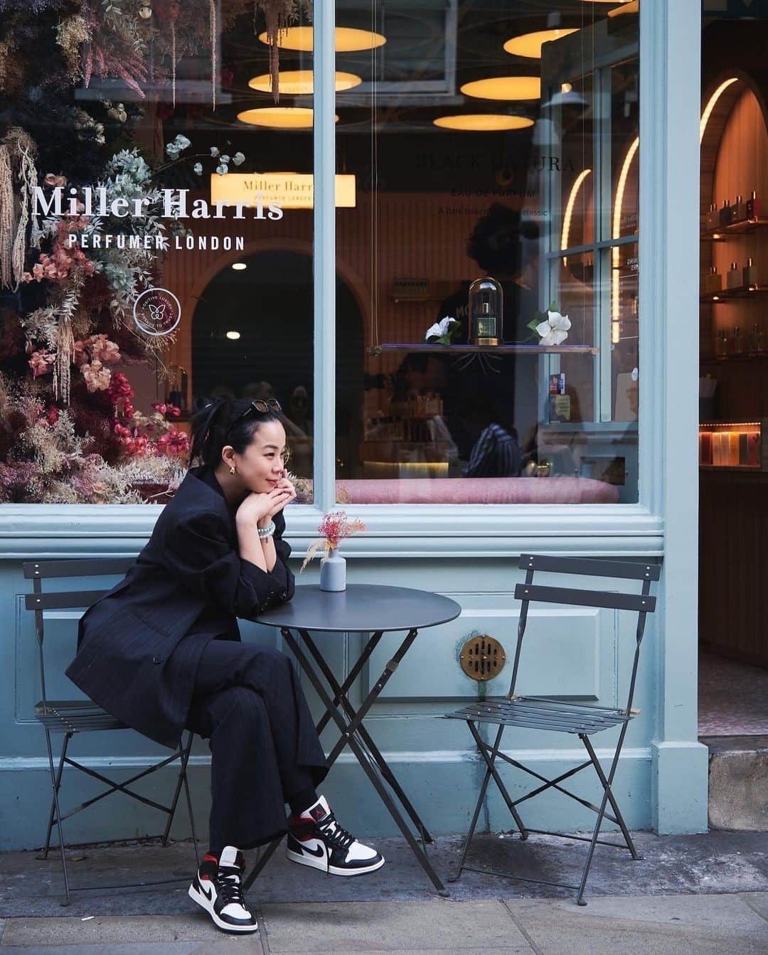 ミラーハリスさんのインスタグラム写真 - (ミラーハリスInstagram)「Autumnal moments at our Monmouth Street Store with @yulee_yutopia」11月17日 23時01分 - millerharris