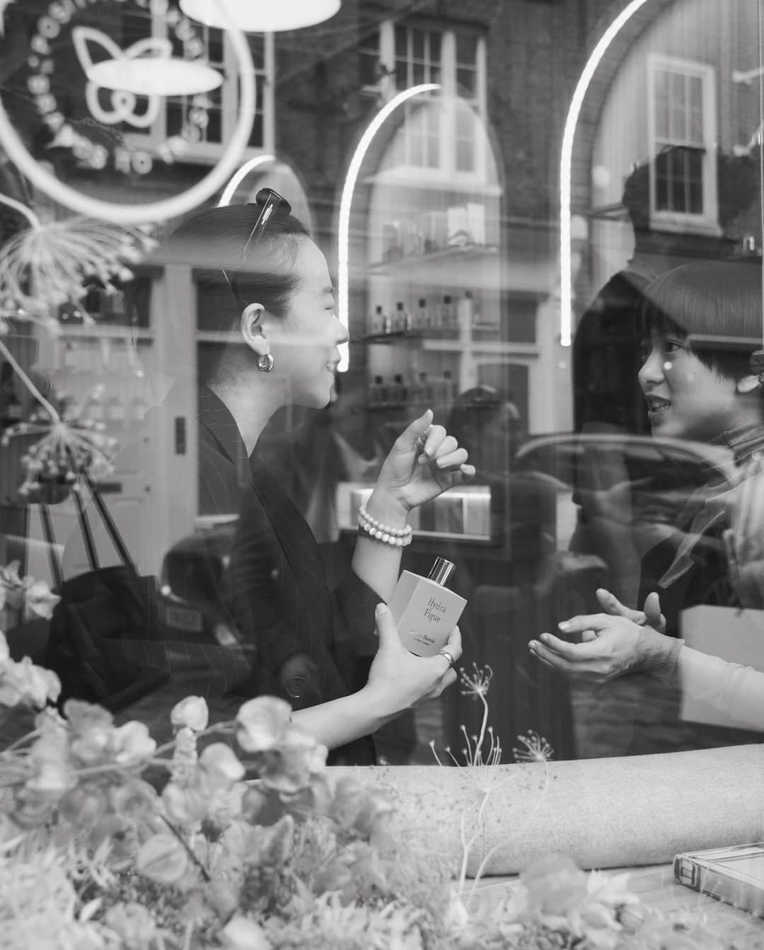 ミラーハリスさんのインスタグラム写真 - (ミラーハリスInstagram)「Autumnal moments at our Monmouth Street Store with @yulee_yutopia」11月17日 23時01分 - millerharris