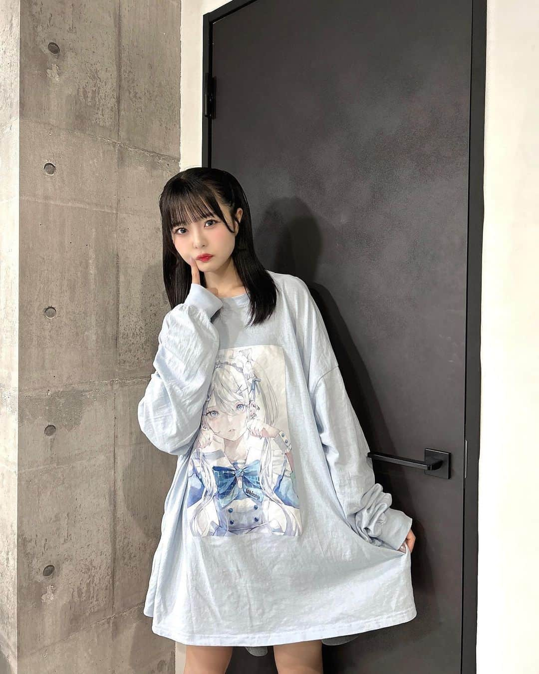 久保田沙矢香さんのインスタグラム写真 - (久保田沙矢香Instagram)「私服も水色が多いです👼🏻🩵  #whinny #水色 #水色系統 #天使 #天使界隈 #ミディアムヘア #ミディアムヘアアレンジ #ハーフツイン」11月17日 22時57分 - kubotasayaka_0113