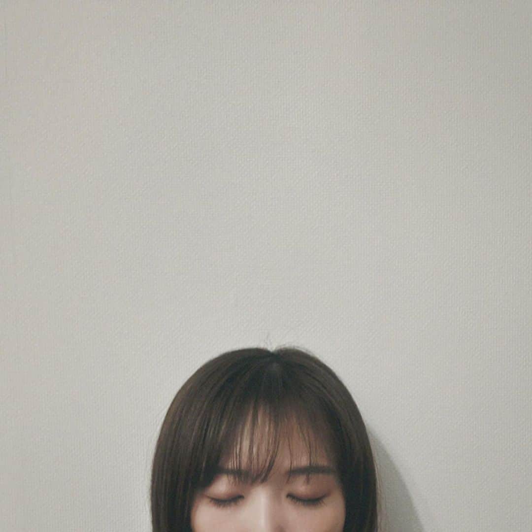 のインスタグラム：「.  😴」