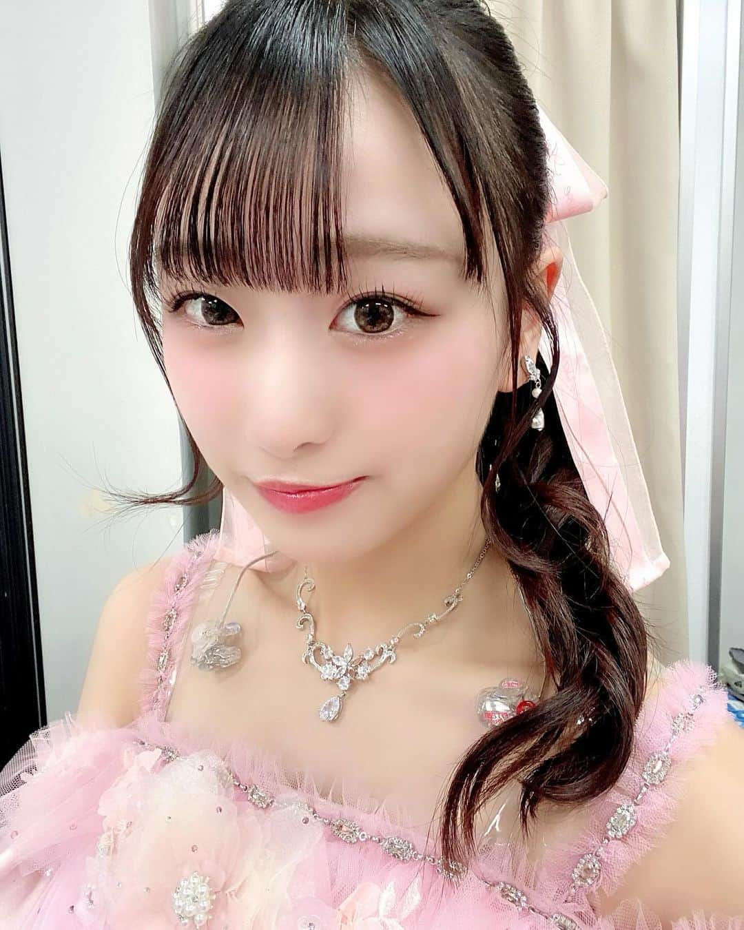 瀧脇笙古さんのインスタグラム写真 - (瀧脇笙古Instagram)「🎀ポニーテール🎀 ⁡ ⁡ ⁡ ピンキー衣装かわいいよね ⁡ ⁡ ⁡ #イコラブ」11月17日 21時38分 - takiwaki_shoko_