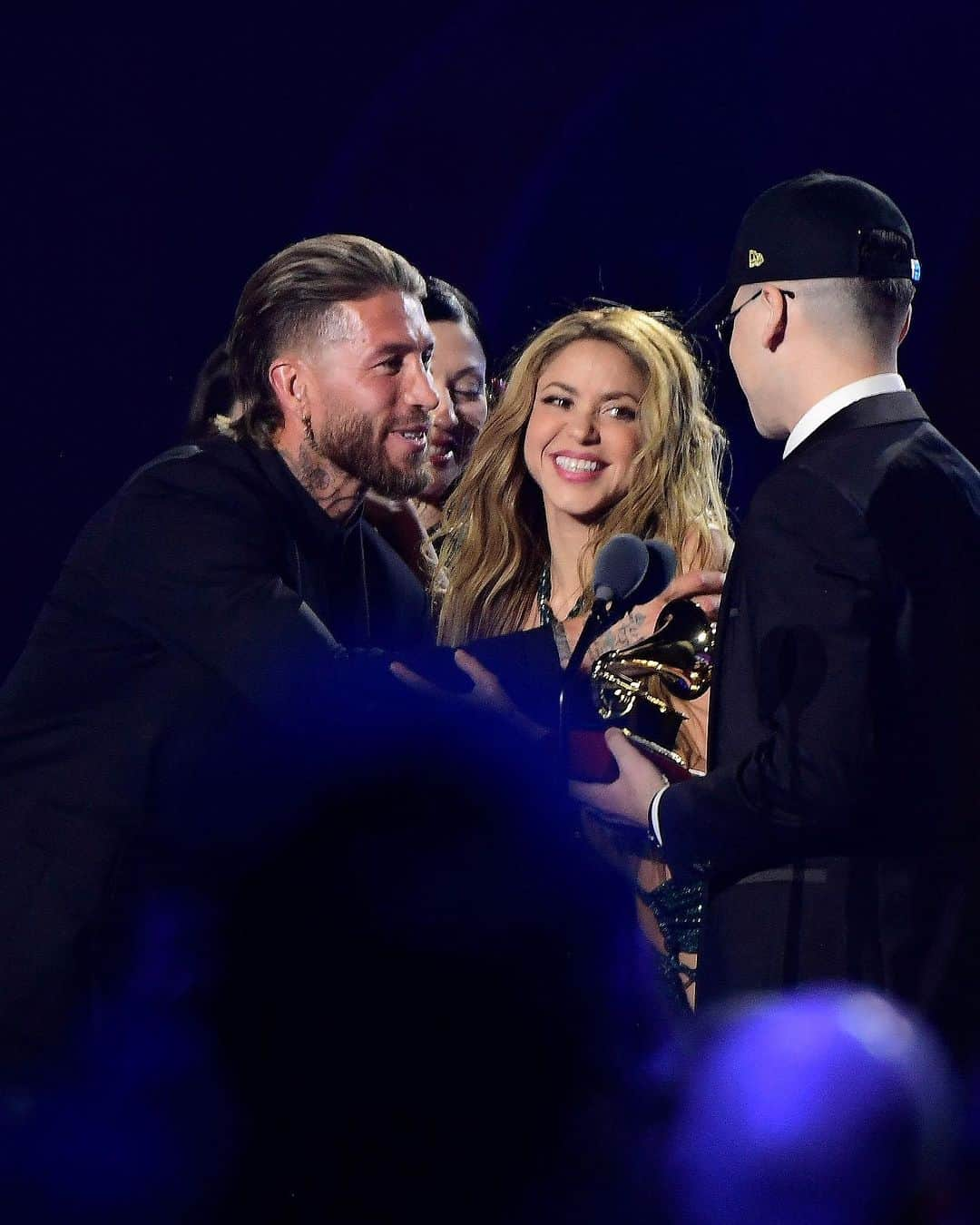 セビージャFCのインスタグラム：「😍 Sergio Ramos, presente en los Latin Grammy de Sevilla 🏅👏🏼  #WeareSevilla #NuncaTeRindas #LatinGrammy」