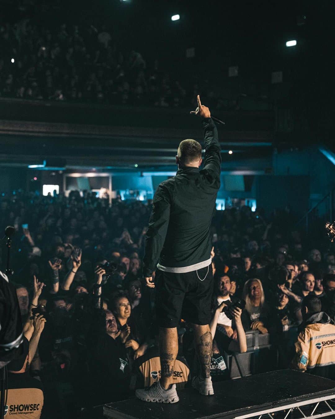 Kerrang!さんのインスタグラム写真 - (Kerrang!Instagram)「Malevolence’s biggest headline show so far 👏🏼 What. A. Band.  📸: @volca.media」11月17日 21時40分 - kerrangmagazine_
