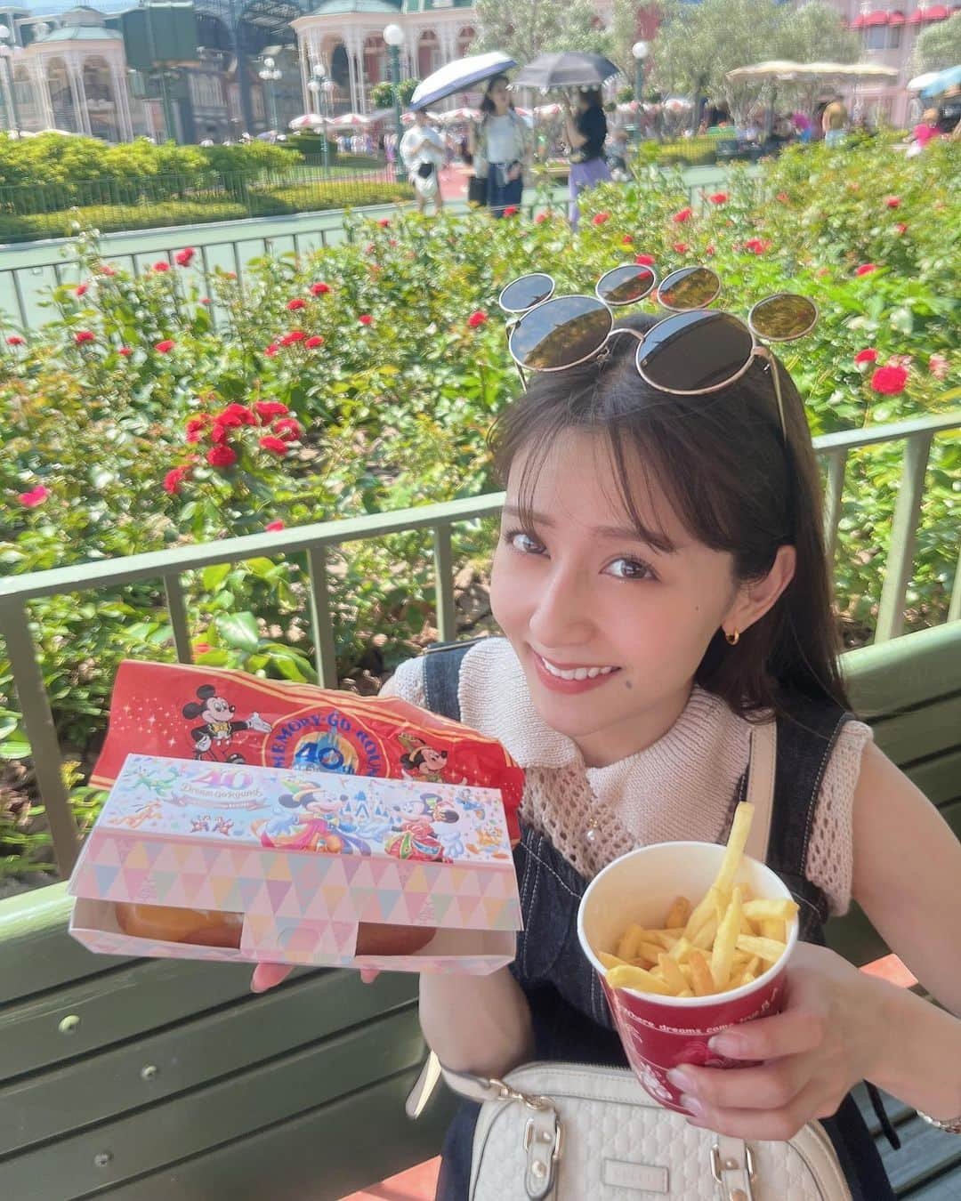 瑞季さんのインスタグラム写真 - (瑞季Instagram)「.   夏シリーズ ☀︎🪄     #一週間お疲れ様でした  #良い週末を   #夢の国 #tdl #過去pic」11月17日 21時49分 - mizuki227_official