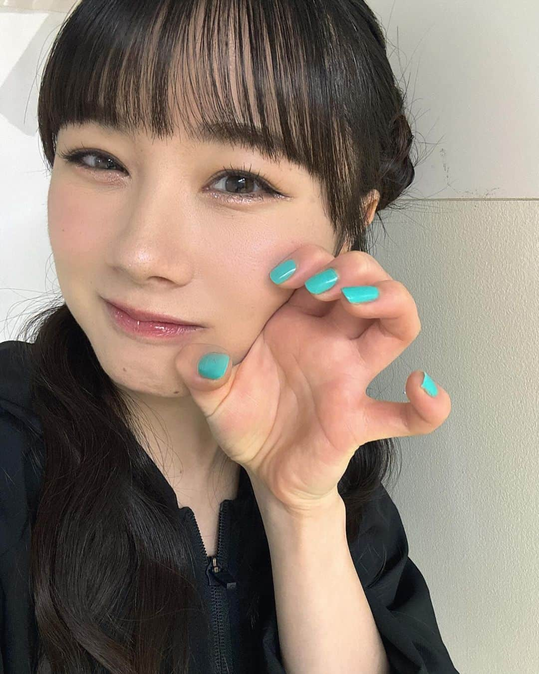 石田亜佑美さんのインスタグラム写真 - (石田亜佑美Instagram)「💅     #セルフネイル #💅 #opi #明日は何色にしようかな #鹿児島福岡の土日 #モーニング娘23 #morningmusume23 #石田亜佑美」11月17日 21時47分 - ayumi_ishida.official