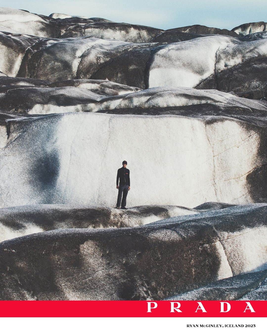 のインスタグラム：「Ice dunes and vulcanic dust. Prada Linea Rossa Fall/Winter 2023 photographed by Ryan McGinley.  #PradaLineaRossa @ryanmcginleystudios」