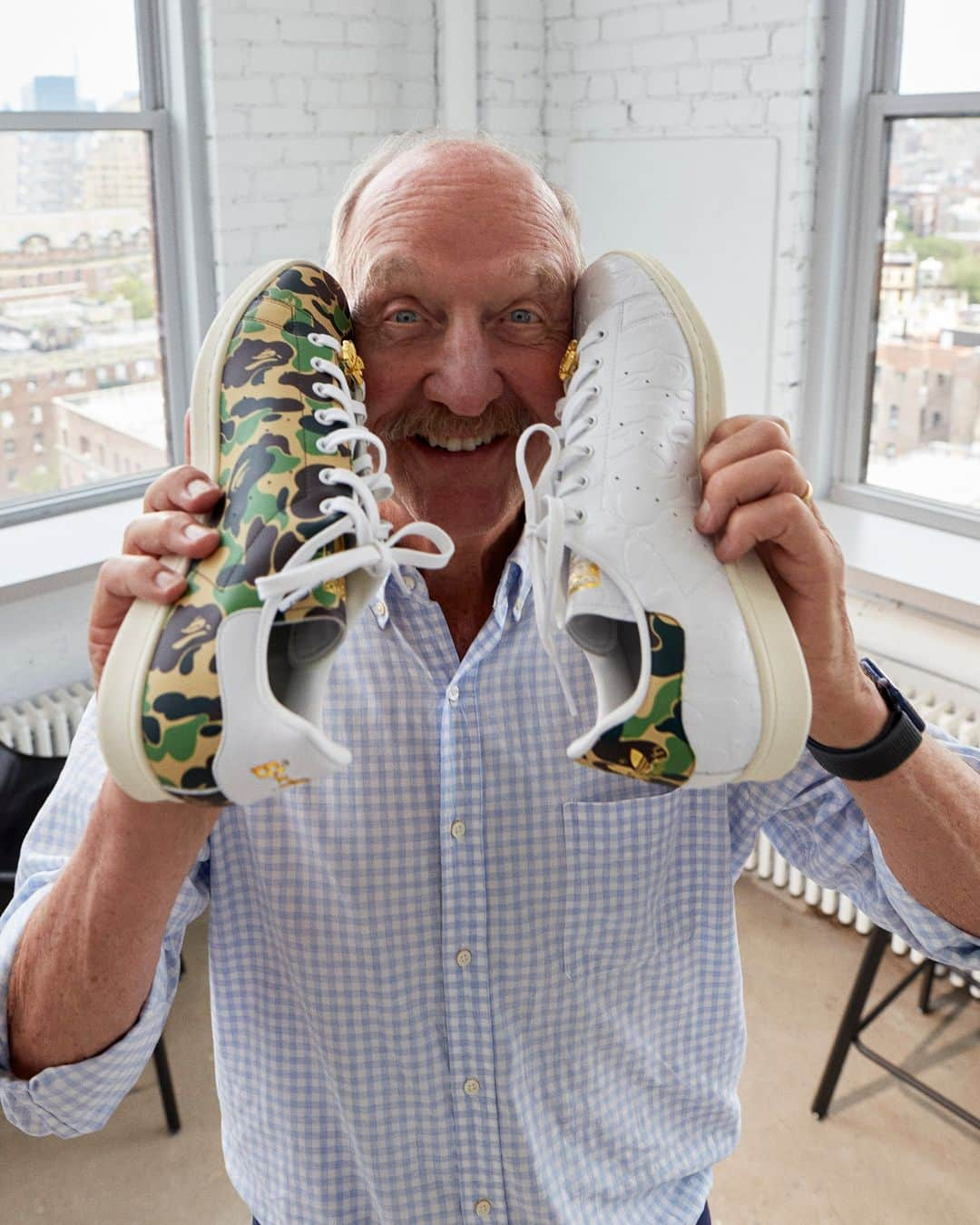 ア ベイシング エイプさんのインスタグラム写真 - (ア ベイシング エイプInstagram)「The BAPE® X Adidas Stan Smith BAPE® CAMO will be available at authorized A BATHING APE® stores and BAPE.COM from Saturday, November 18th, 2023.   @adidasoriginals   #bape #abathingape #bapesta  #adidas #stansmith」11月17日 22時00分 - bape_japan