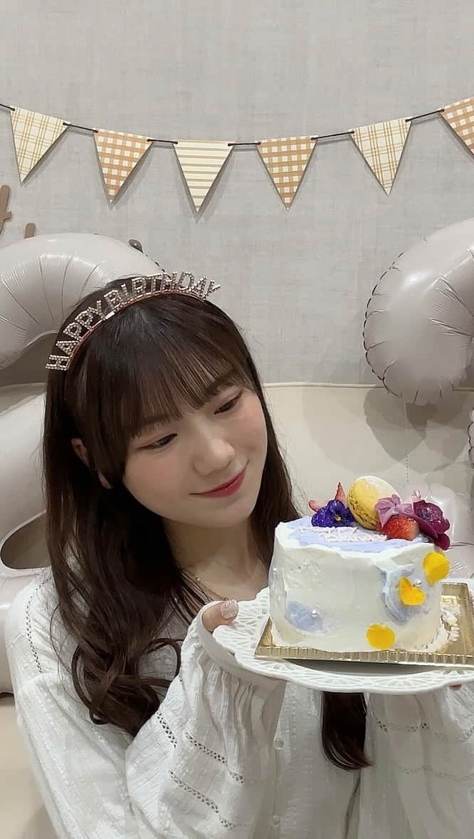 藤崎未夢のインスタグラム：「♡‬  ２０２３．１１.１７  今日で23歳になりました！🎂🎀 記念日インスタライブ！」