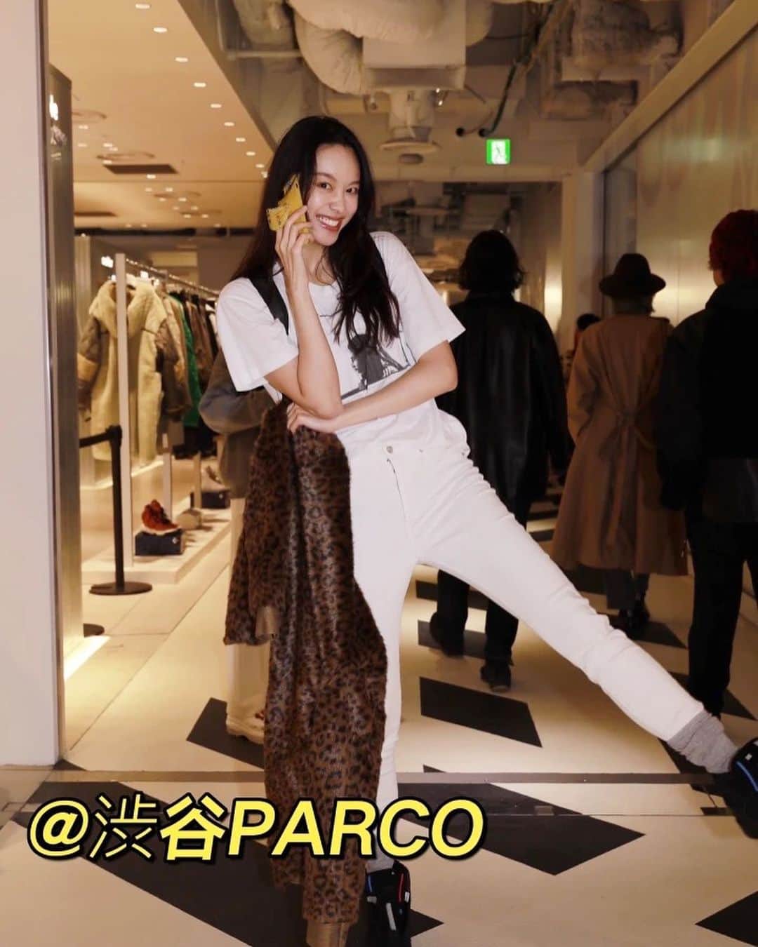 イーランのインスタグラム：「久しぶりに渋谷PARCOに行きました。 イッセイの巾着バッグかわいい💙  #SHIBUYA #PARCO #50TH #ANNIVERSARY 開業50周年、おめでとう！」