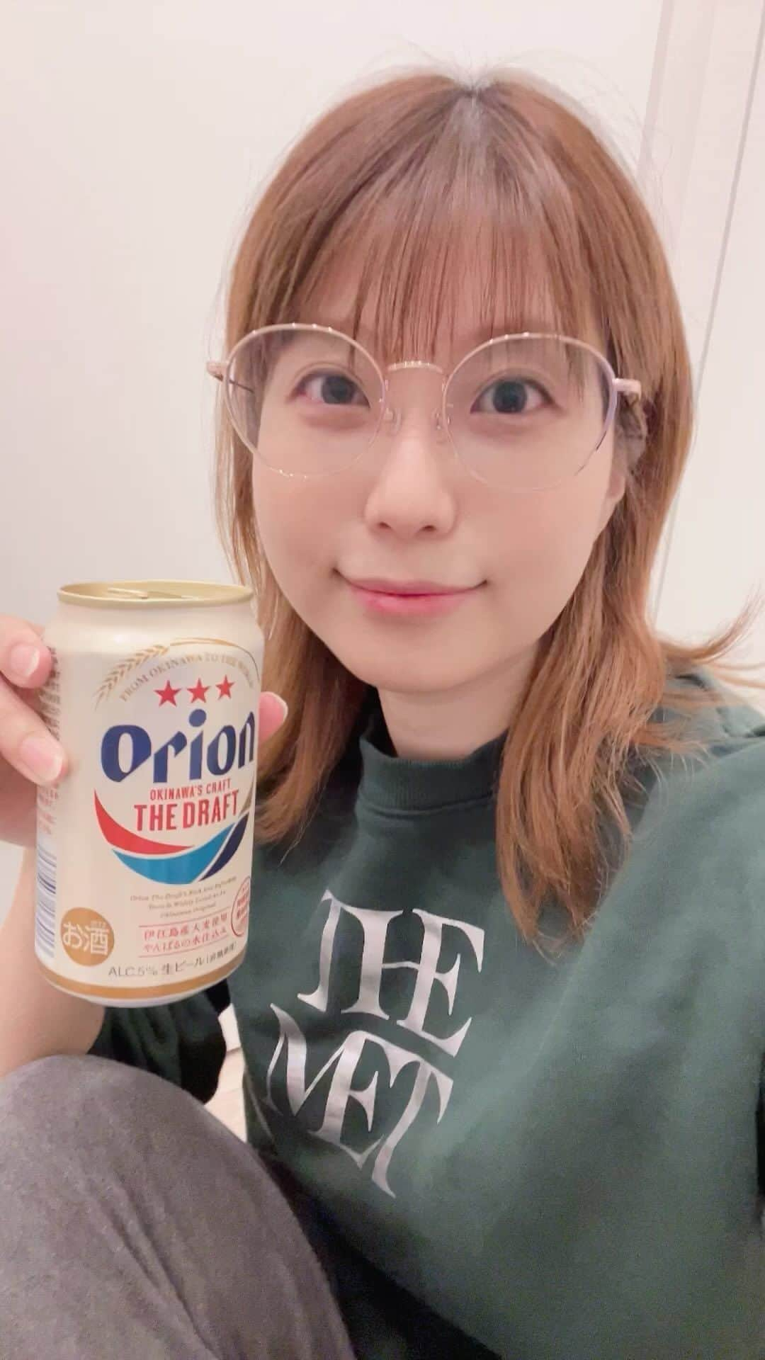 天野麻菜のインスタグラム：「ビール女子。3664」