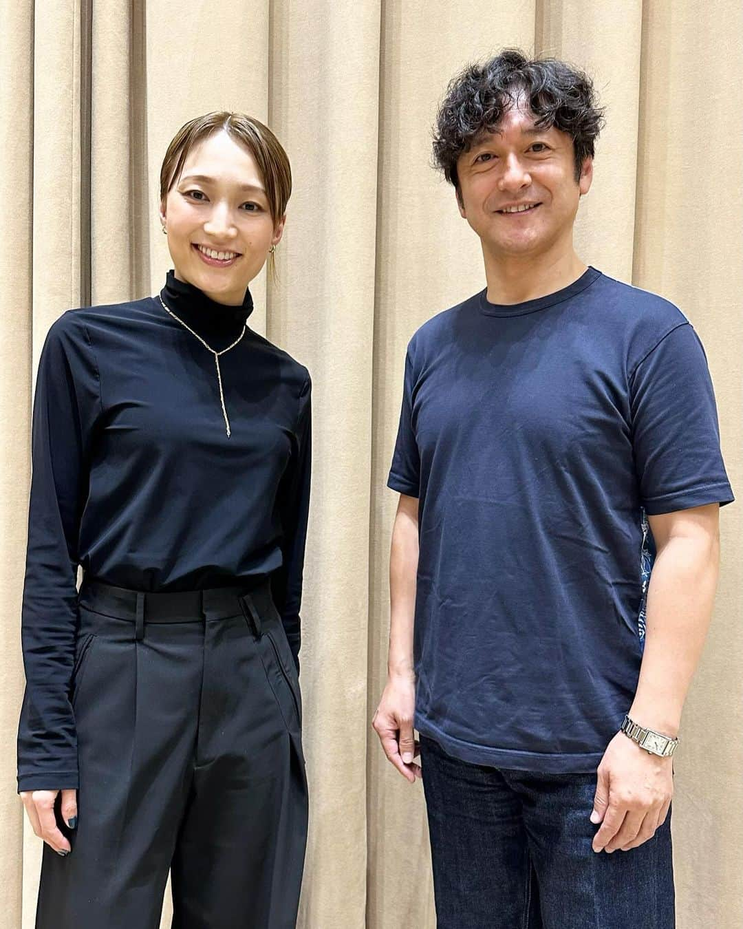 石丸幹二さんのインスタグラム写真 - (石丸幹二Instagram)「この週末、望海風斗さんとの番組が2本。土曜は#BS-TBS 「#SOUND INN S」、日曜は #NHK-FM「#望海風斗のサウンドイマジン」。彼女との会話や歌は、軽やかなキャッチボールで、心地よい時間。思わず舞台での共演を夢みてしまう❣️どんな間柄で？家族？仲間？仇？うーん 妄想でした笑　放送お楽しみに‼️ #望海風斗 さん #石丸幹二」11月17日 14時34分 - team_kanji_ishimaru