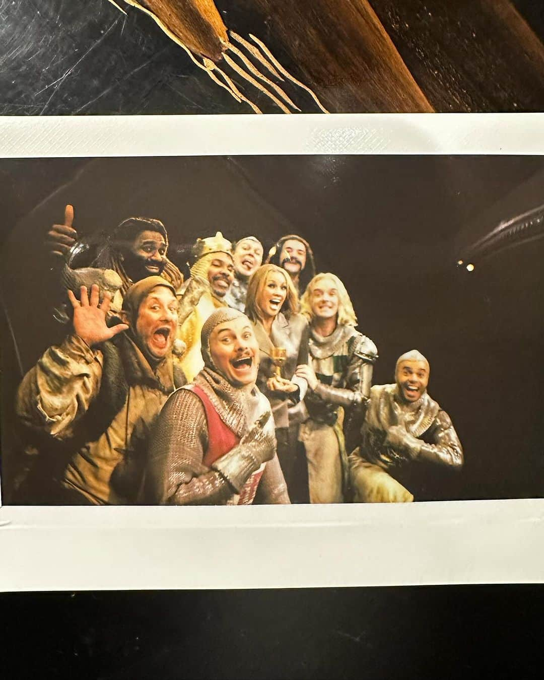 ヴァネッサ・ウィリアムスさんのインスタグラム写真 - (ヴァネッサ・ウィリアムスInstagram)「Oh what an opening night at @spamalotbway 👑 Hilarious cast with its side splitting humor from beginning to end …and at the end I got chosen to get my own grail 🏆 by my favs that I adore @michaelurielikesit @jmiglehart @lesliekritzer」11月17日 15時04分 - vanessawilliamsofficial