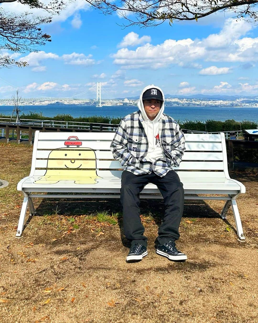 Juniorのインスタグラム：「淡路島に来た🕷️  #淡路島」