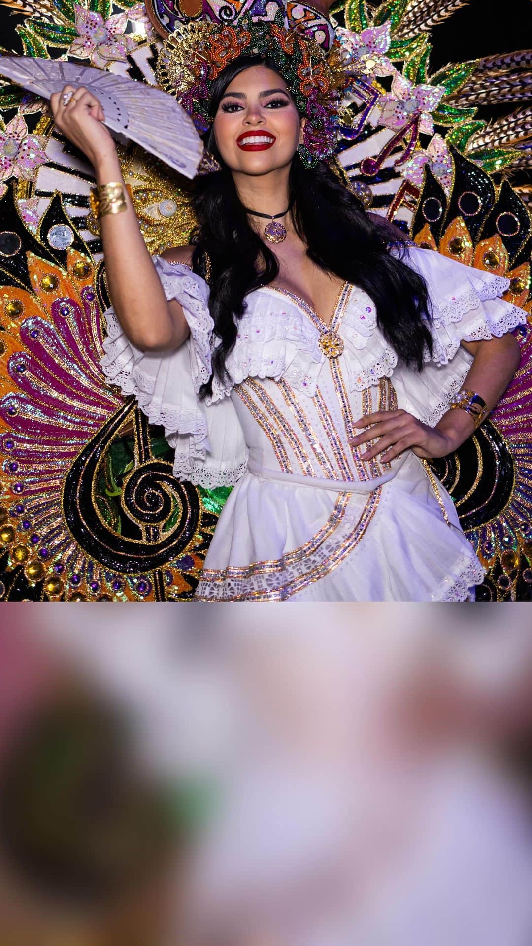 イリス・ミトゥネールのインスタグラム：「A visual feast of colours, textures, and traditions. Tonight’s National Costume round was a show to remember 🎭🌍   #72ndMissUniverse #MissUniverse #nationalcostumeshow #missuniverse2023」