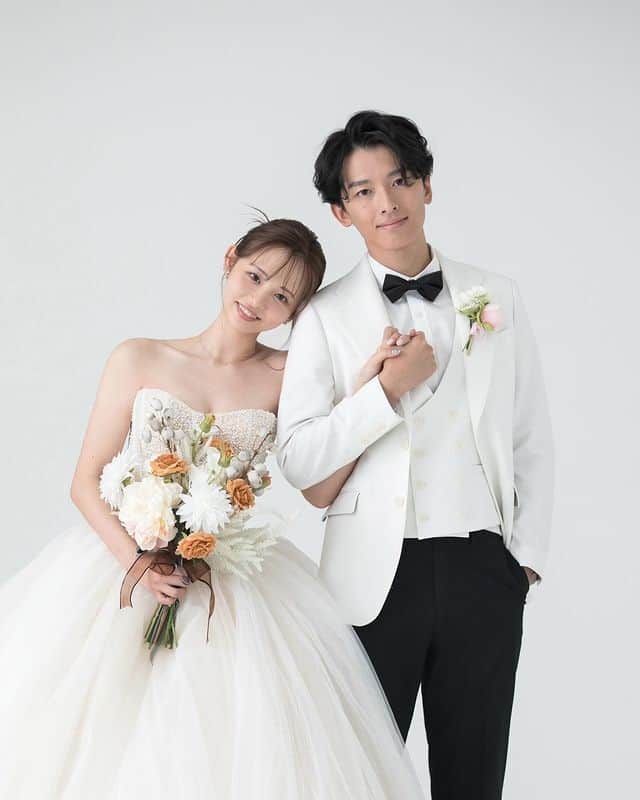 プレ花嫁の結婚式準備サイト farny 【ファーニー】のインスタグラム