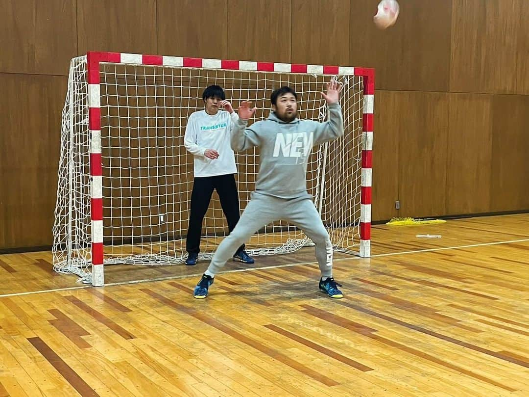 木村昌丈さんのインスタグラム写真 - (木村昌丈Instagram)「new training wear🤾 @komadai0119  thank you🙇‍♂️  #newera #newerajapan #performanceapparel#pa #pr#handball」11月17日 16時19分 - masatake.k