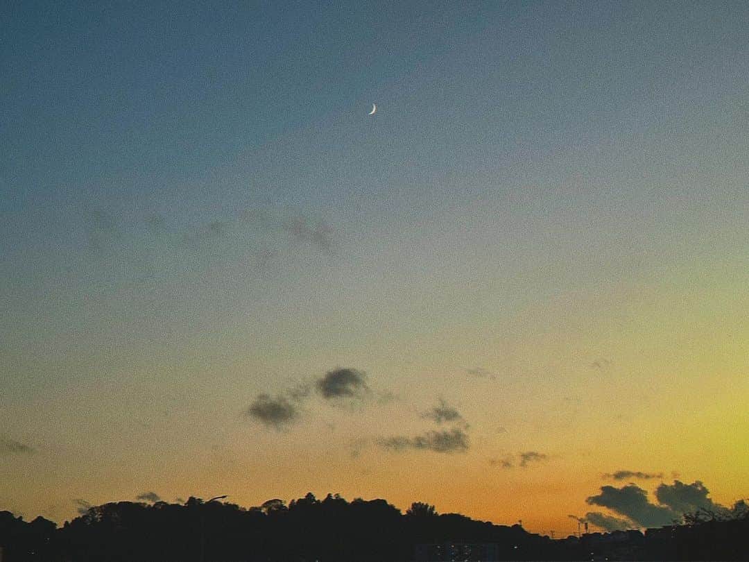 南條愛乃のインスタグラム：「🌙」