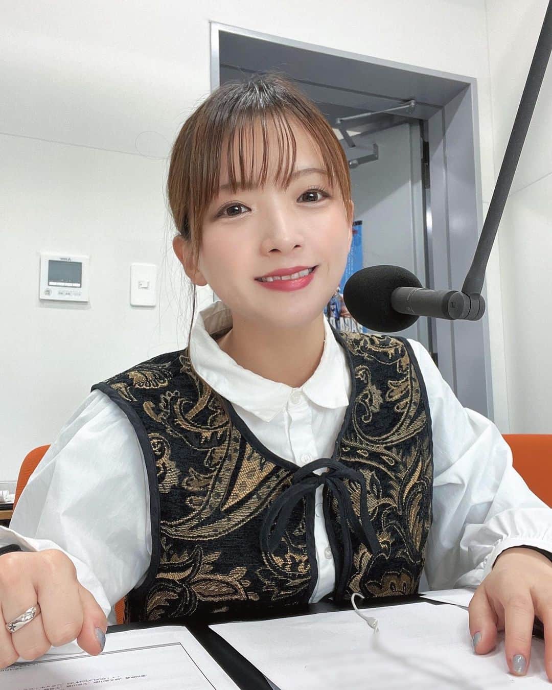 青木理奈のインスタグラム：「📻📻📻」