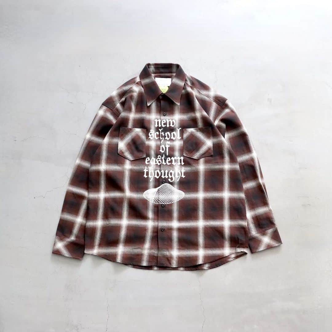 wonder_mountain_irieさんのインスタグラム写真 - (wonder_mountain_irieInstagram)「【limited】 LOOSE JOINTS / ルーズジョインツ “TURTLEHEADS-‘Confucius’ Flannel shirt” ¥ 39,600- _ 〈online store / @digital_mountain〉 https://www.digital-mountain.net  _ 【オンラインストア#DigitalMountain へのご注文】 *24時間受付 *14時までのご注文で即日発送　 tel：084-973-8204 _ We can send your order overseas. Ordering procedure details can be found here. >>http://www.digital-mountain.net/html/page56.html  _ #LOOSEJOINTS #ルーズジョインツ _ 実店舗：@wonder_mountain_ #WonderMountain  〒720-0033  広島県福山市船町2-23 JR 「#福山駅」より徒歩10分 #ワンダーマウンテン #japan #hiroshima #福山 #福山市 #尾道 #倉敷 #鞆の浦 WOMEN/GOODS： @hacbywondermountain _」11月17日 23時09分 - wonder_mountain_
