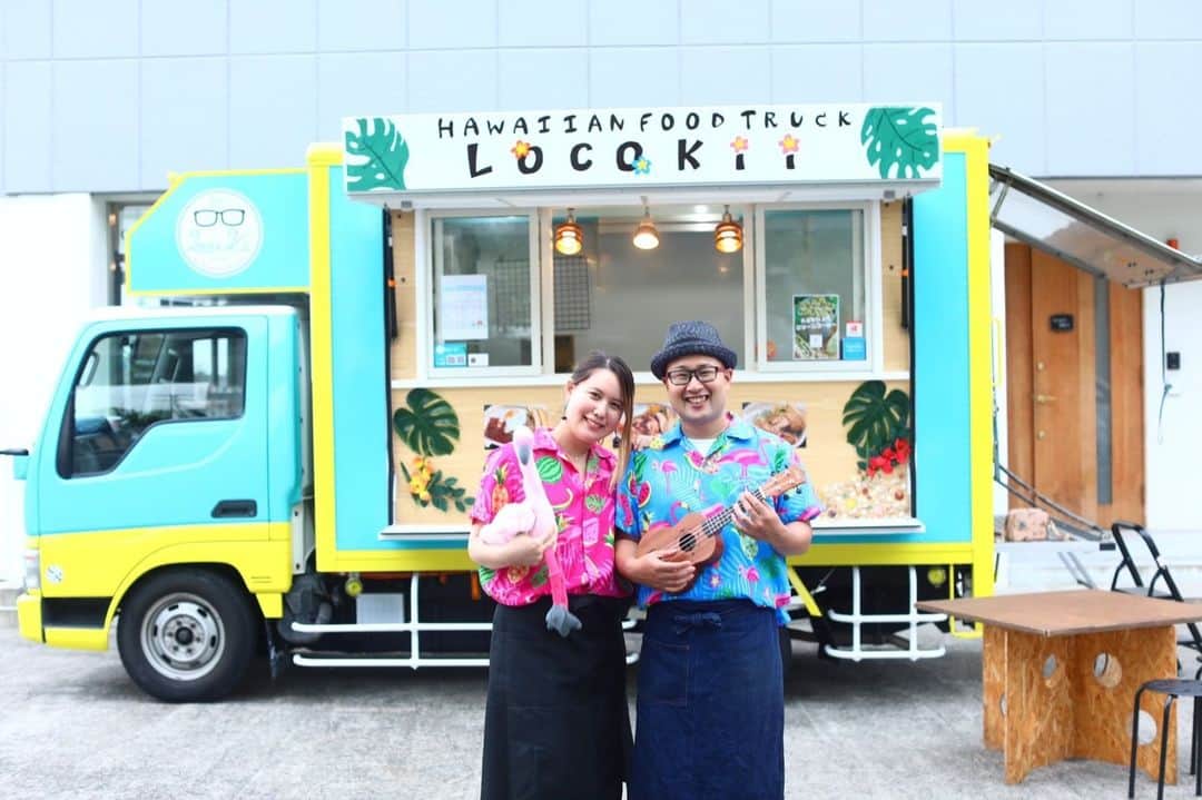 EINSHOP／アインショップのインスタグラム：「【朝市／日岡山公園第１駐車場前】11/18（土）9時から14時まで ◎出店情報  ＜ガッツリごはんのお店＞ ■Hawaiian Food Truck Loco Kii(K)／ロコモコ、モチコチキン、ガーリックシュリンプ、クラムチャウダー ■○と○（マルトマル）(K)／中華粥、水餃子、ジャークチキン、ハンバーガーなど ■623cc(K)／特製チキンカレー、自家焙煎コーヒー ■cafe moani(K)／黒毛和牛カルビ丼もしくはビビンバ丼、ハーブソーセージ、トルティーヤロール、ソーセージピザ、牛肉&野菜ロール、スープ、ドリンク他 ■焼き鳥 秀／焼き鳥串、海鮮串、牛串、丼物各種、淡路島産タコイカ、唐揚げ、特製牛テールスープ ■亀重蒸籠(カメシゲセイロ)／ルーロー飯、ネギ汁麺、台湾カステラ、りんご飴 ■SoupDeli eino／スープ、ソフトドリンク ■ミバエもバエル(K)／骨付きソーセージ グラーシュ、焼き豚のカスクート、snack set、ソーセージ５種盛り、プレッツェルバーガー  ※販売商品の内容は変わる場合がございます  ※出店者は増減する場合があります ※雨天中止です  ・日時：11/18（土）9:00－14:00 ・会場：日岡山公園第１駐車場前 　〒675-0061 加古川市加古川町大野1682 ※無料駐車場・トイレあり ※公園内で犬の散歩をされる場合は、フンの始末は飼い主様の責任でお願いします。  #foodmarket #フードマーケット #青果 #採れたて #暮らし #アウトドア #イベント #オープンデパート #オープンデパート朝市 #ペットOK #加古川朝市 #roomette #ムサシ朝市 #ウェルネス #634朝市 #asaichi #マルシェ #朝市 #加古川ウェルネスパーク #日岡山第１駐車場 #あじさいフローラみき #河川敷朝市 #日岡山グラウンド #チェントクオーレハリマ #SAVEKAKOGAWAFES #SKF #スラックライン #ドッグスクール #eBIKE」