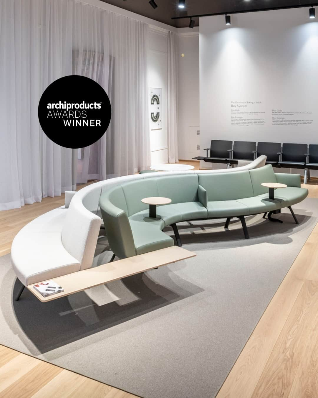 Poltrona Frauのインスタグラム：「Bay Lounge designed by @fosterandpartners and Duo Lounge armchair designed by @Roberto_Lazzeroni have won the 2023 @archiproducts_awards in the furniture category. Selected by a multidisciplinary jury made up of leading experts in design, architecture and the creative arts, this award celebrates global design excellence.   We are very proud of this achievement, thank you @archiproducts.   #PoltronaFrau #RobertoLazzeroni #FosterPartners #CeccottiCollezioni #ArchiproductsDesignAward #ArchiproductsDesignAwards2023」