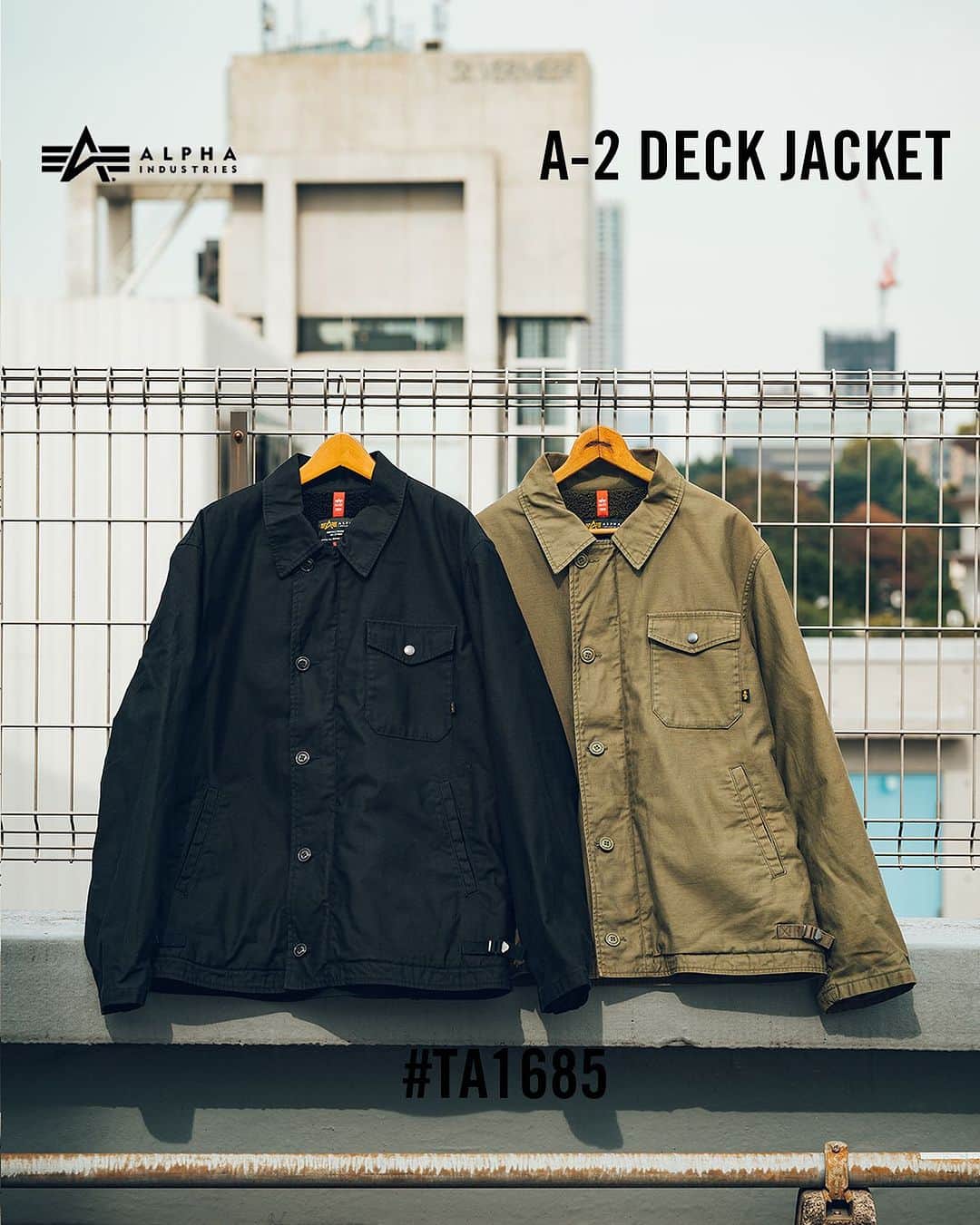 ALPHA INDUSTRIES JAPANのインスタグラム：「1960年代ベトナム戦争前期、前身のN-1デッキジャケットに変わり、アメリカ海軍の艦艇乗組員用に作られたデッキジャケット。通年で長い着用シーンを考えコットン 100% の丈夫なバックサテン素材を採用。  A-2 DECK JACKET  #TA1685 ¥29,700(in tax） Col : 001(BLACK) , 019(OLIVE)  Size :  M , L , XL    #alpha_industries_japan  #alpha_industries  #ALPHAINDUSTRIES #ALPHA #ALPHASHOP #A2DeckJacket #デッキジャケット #a2deckjacket   #streetsnap #ファッションスナップ #military #fashion #outfitpost #ALPHA渋谷店 #アルファインダストリーズ #ミリタリー  #ミリタリーコーデ #ミリタリーアイテム #ストリートファッション  #アメカジ  #ジャケット #ミリタリージャケット #militaryjacket  #秋アウター #秋コーデ」