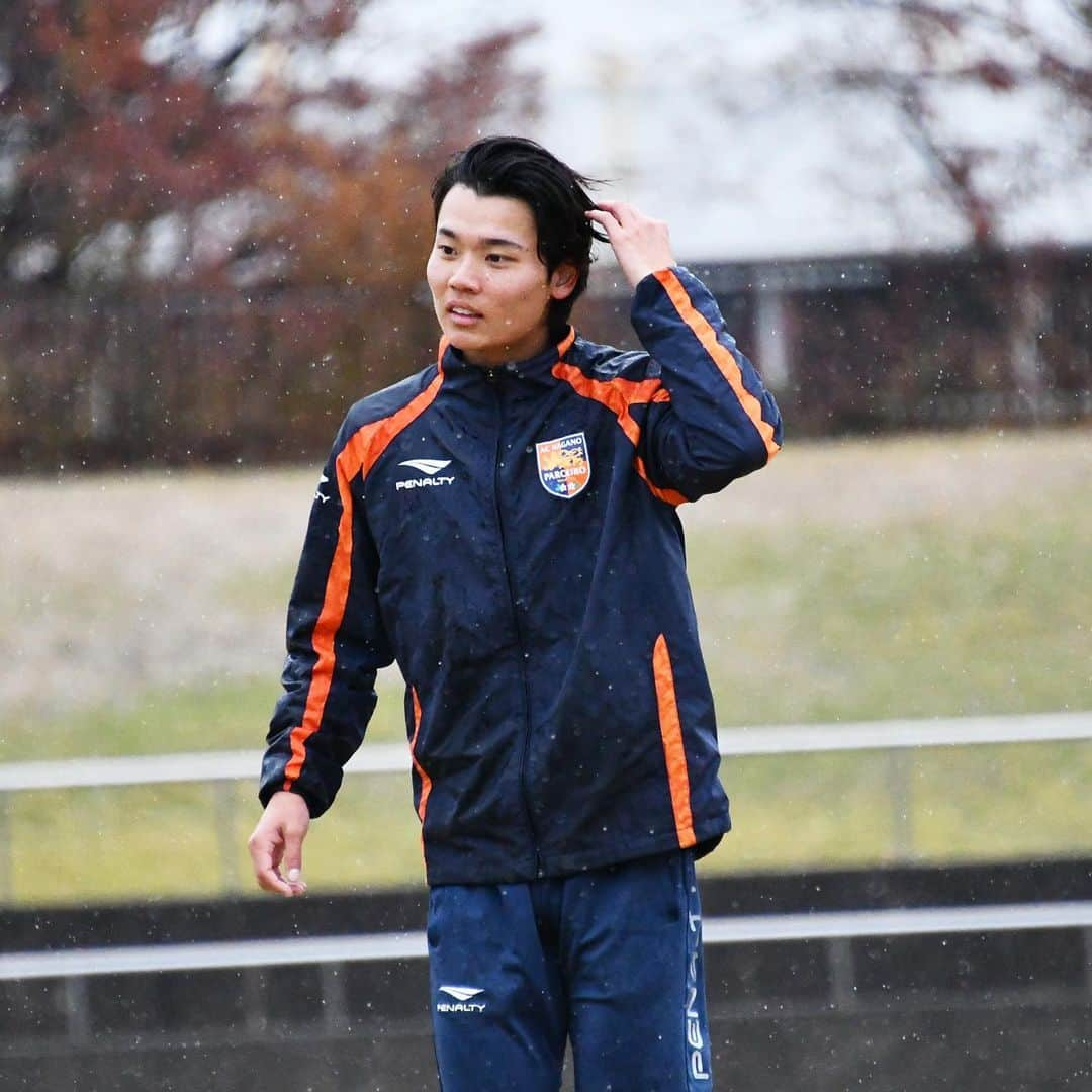 AC長野パルセイロさんのインスタグラム写真 - (AC長野パルセイロInstagram)「. 🟠2023/11/17 Training!! . ☔️🦁 . . ▼next match▼ 11/19(日)14:00 vs北九州🏟長野U . . #長野をオレンジに #prideofnagano #acnp #パルセイロ #ac長野パルセイロ #長野 #jリーグ」11月17日 18時29分 - acnaganoparceiro.official