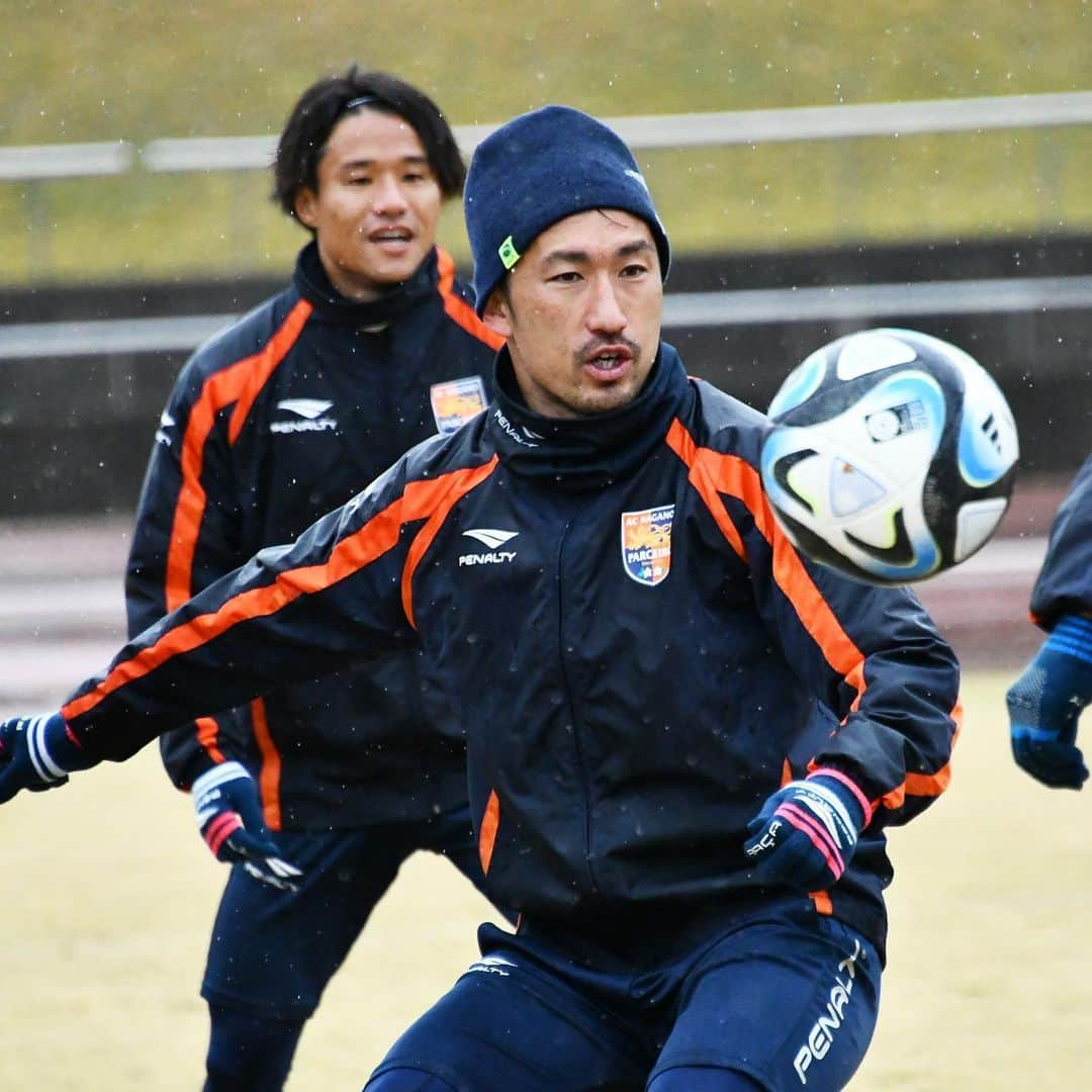 AC長野パルセイロさんのインスタグラム写真 - (AC長野パルセイロInstagram)「. 🟠2023/11/17 Training!! . ☔️🦁 . . ▼next match▼ 11/19(日)14:00 vs北九州🏟長野U . . #長野をオレンジに #prideofnagano #acnp #パルセイロ #ac長野パルセイロ #長野 #jリーグ」11月17日 18時29分 - acnaganoparceiro.official