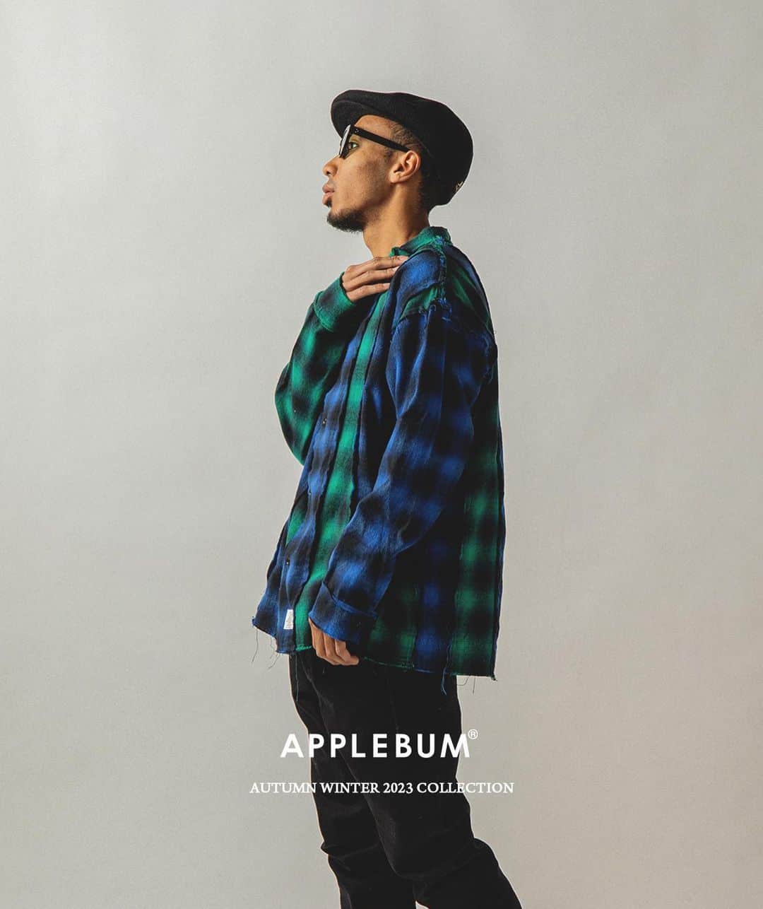 アップルバムさんのインスタグラム写真 - (アップルバムInstagram)「大胆な切り替えが印象的なネルシャツ。 継ぎ目の部分はあえてラフに仕上げ、スタイリングにアクセントをもたらします。  #applebum」11月17日 18時22分 - applebum_tokyo