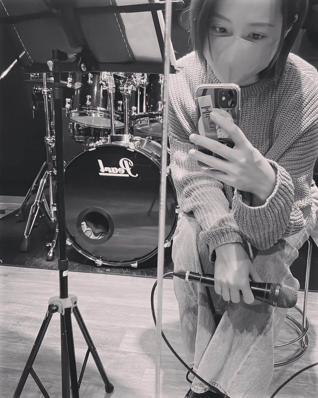 H-el-ical//さんのインスタグラム写真 - (H-el-ical//Instagram)「🎤」11月17日 18時28分 - hikaru_0702_official