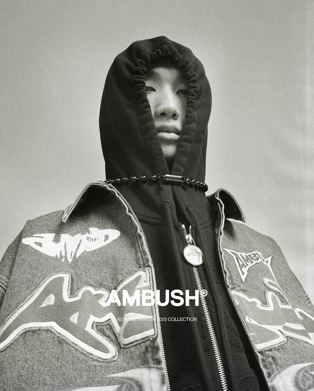 AMBUSHのインスタグラム：「Style your #AMBUSH BALL CHAIN NECKLACE with the graphics of the season. New hoodies and denim styles with the 'AMBLEM'  logo and other music-inspired motifs.」