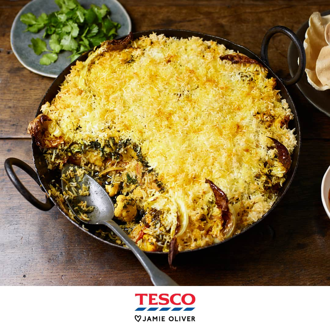 Tesco Food Officialのインスタグラム：「Fluffy basmati rice is layered with creamy paneer and loads lovely spiced veg in @jamieoliver’s Kinda veggie biryani. His quick and easy recipe is a healthier spin on the much-loved Indian dish, and will please the whole family. Head to the link in bio for the recipe. #TescoandJamie」