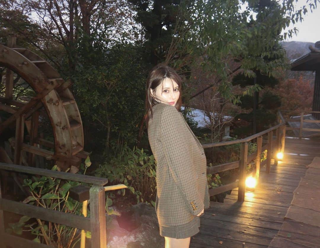 ダレノガレ明美のインスタグラム：「風強かったね🌪️」
