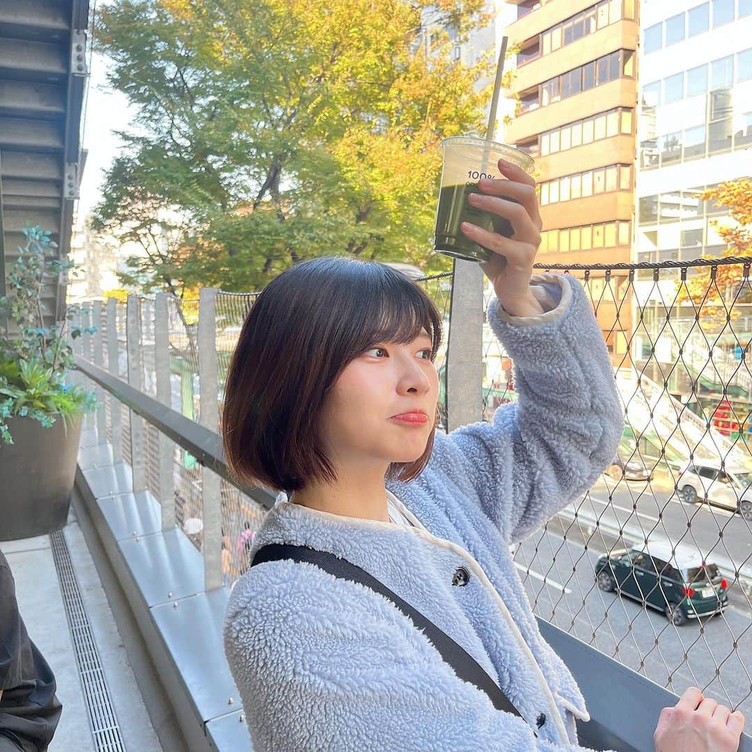 佐保里のインスタグラム：「今日も今日とてクインベルさんで美容鍼をしに行きました🥺  お顔のむくみが全部取れて毎回気分良く帰ってる🥺 いつもありがとうございます🫶 @quinbelle_omotesando」