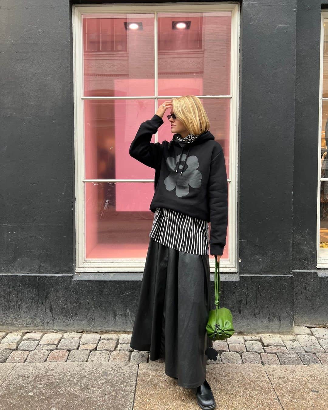 Marimekko Japanさんのインスタグラム写真 - (Marimekko JapanInstagram)「世界中のマリメッココミュニティの皆様のスタイリング投稿をシェア。マリメッコアイテムの着こなし方は自由自在。自分らしいスタイリングをぜひタグ付けして投稿してくださいね。  #marimekko #marimekkofw23 #マリメッコ #マリメッコ愛 #北欧デザイン #フィンランド #フィンランドデザイン」11月17日 19時17分 - marimekkojapan