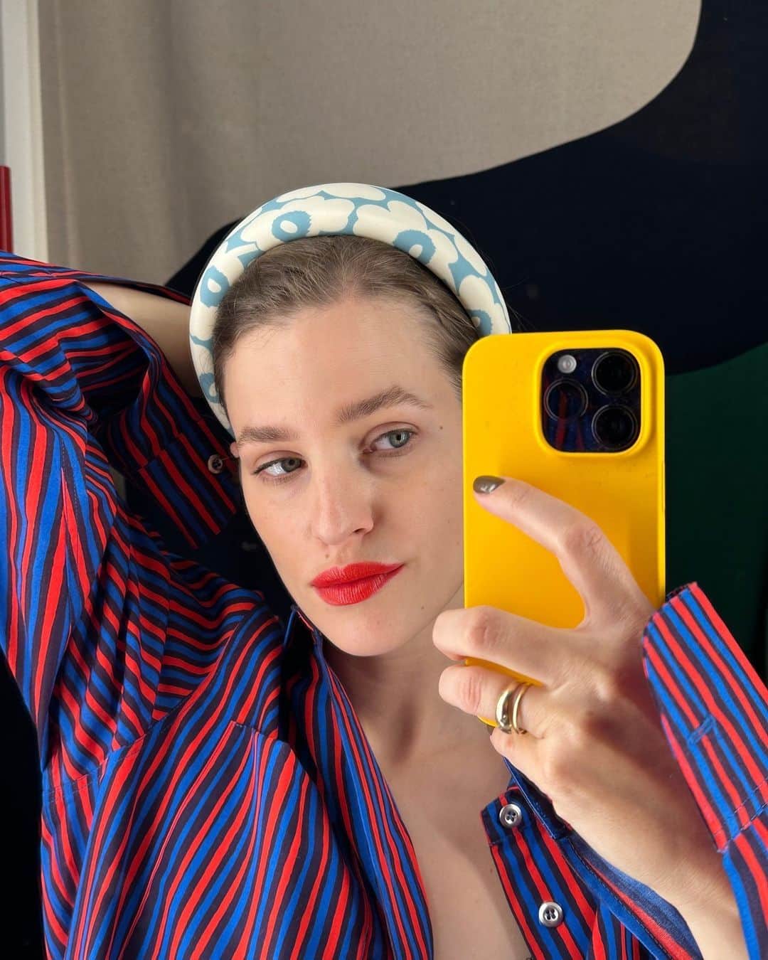 Marimekko Japanさんのインスタグラム写真 - (Marimekko JapanInstagram)「世界中のマリメッココミュニティの皆様のスタイリング投稿をシェア。マリメッコアイテムの着こなし方は自由自在。自分らしいスタイリングをぜひタグ付けして投稿してくださいね。  #marimekko #marimekkofw23 #マリメッコ #マリメッコ愛 #北欧デザイン #フィンランド #フィンランドデザイン」11月17日 19時17分 - marimekkojapan