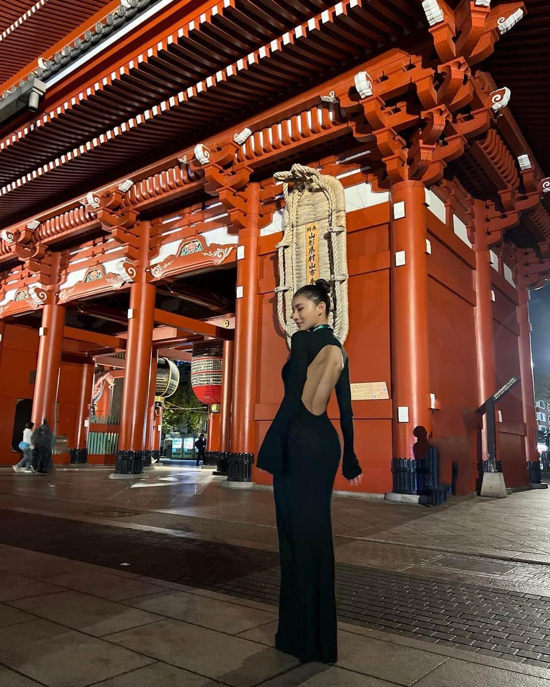 MIRINさんのインスタグラム写真 - (MIRINInstagram)「お久しぶりの浅草🏮🍁 @houseofcb」11月17日 19時30分 - mirinofficial__