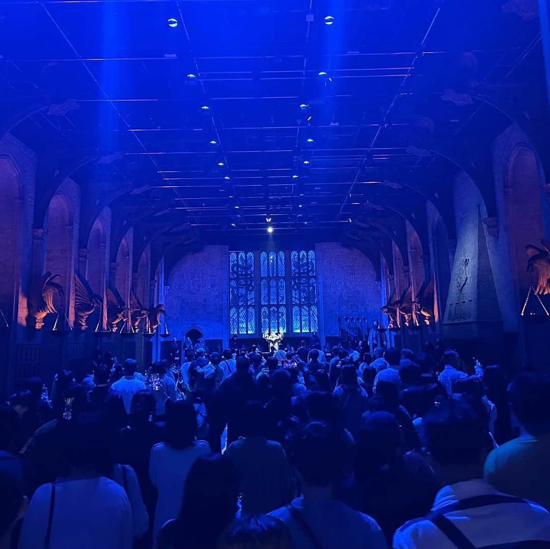 菊川リサさんのインスタグラム写真 - (菊川リサInstagram)「Warner Bros Studio Tour Tokyo - The Making of Harry Potter was amazing✨💫 There was SO much more than I thought there would be! & we took over 4 hours walking around exploring everything👀🖤」11月17日 19時24分 - lisa_kikukawa