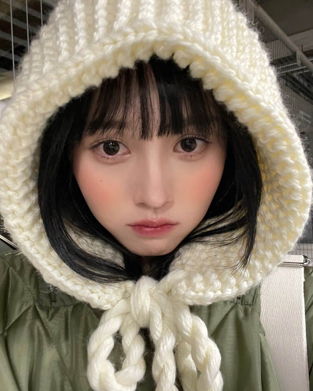 鹿の間のインスタグラム：「黒の間さんになりました🐦‍⬛」