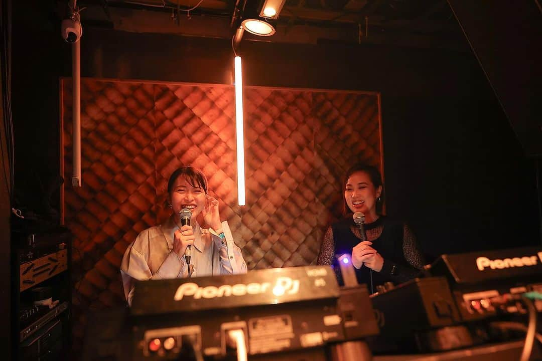 Block.fmさんのインスタグラム写真 - (Block.fmInstagram)「block.fm 12th Anniversary Road To BLOCK.FESTIVAL  4F RADIO & DJ  TCY Radio 公開生放送 ☆Taku Takahashi(m-flo) & TJO  Time For Bed公開収録 三原勇希 Guest: 渡辺志保、RUNG HYANG 11/22(火)23:00オンエア  おかもとえみのピーチクパーチク おかもとえみ Guest: ☆Taku Takahashi & TJO、MC CARDZ 11/22(火)22:00オンエア  京浜ネバーランド（ANI、セク山、KASHIF）  DJ DJ機器  Photo: AI TERADA @aiterada96  Junpei Kawahata @junpei_kawahata_photo   #blockfm #BFM12th #TCYRadio #T4B #えみピー #京浜ネバーランド #HBSTUDIO」11月17日 19時39分 - blockfm