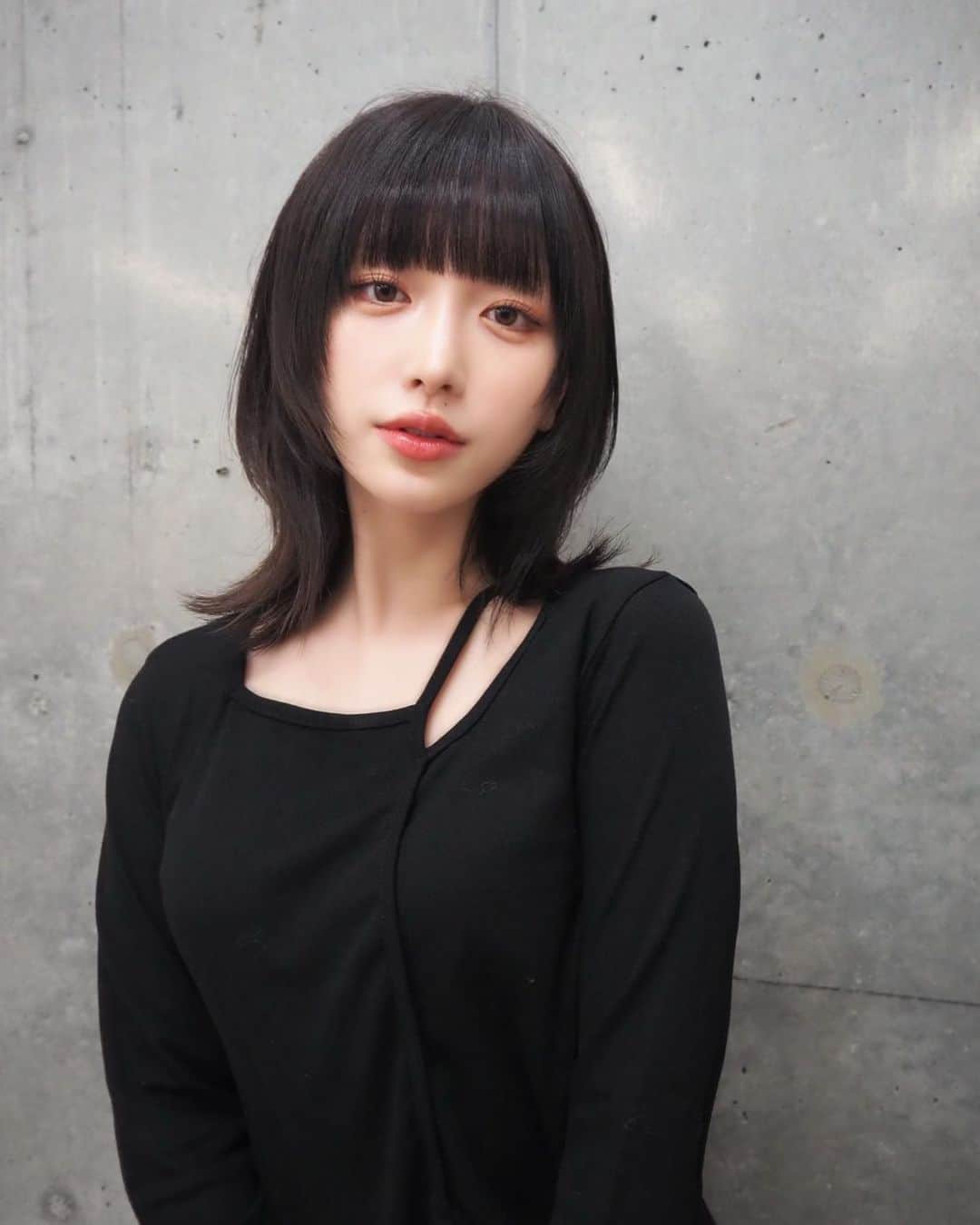 吉田凜音のインスタグラム：「髪の毛かわいいいい 今は背伸びをして大人になりたい気分なのです」