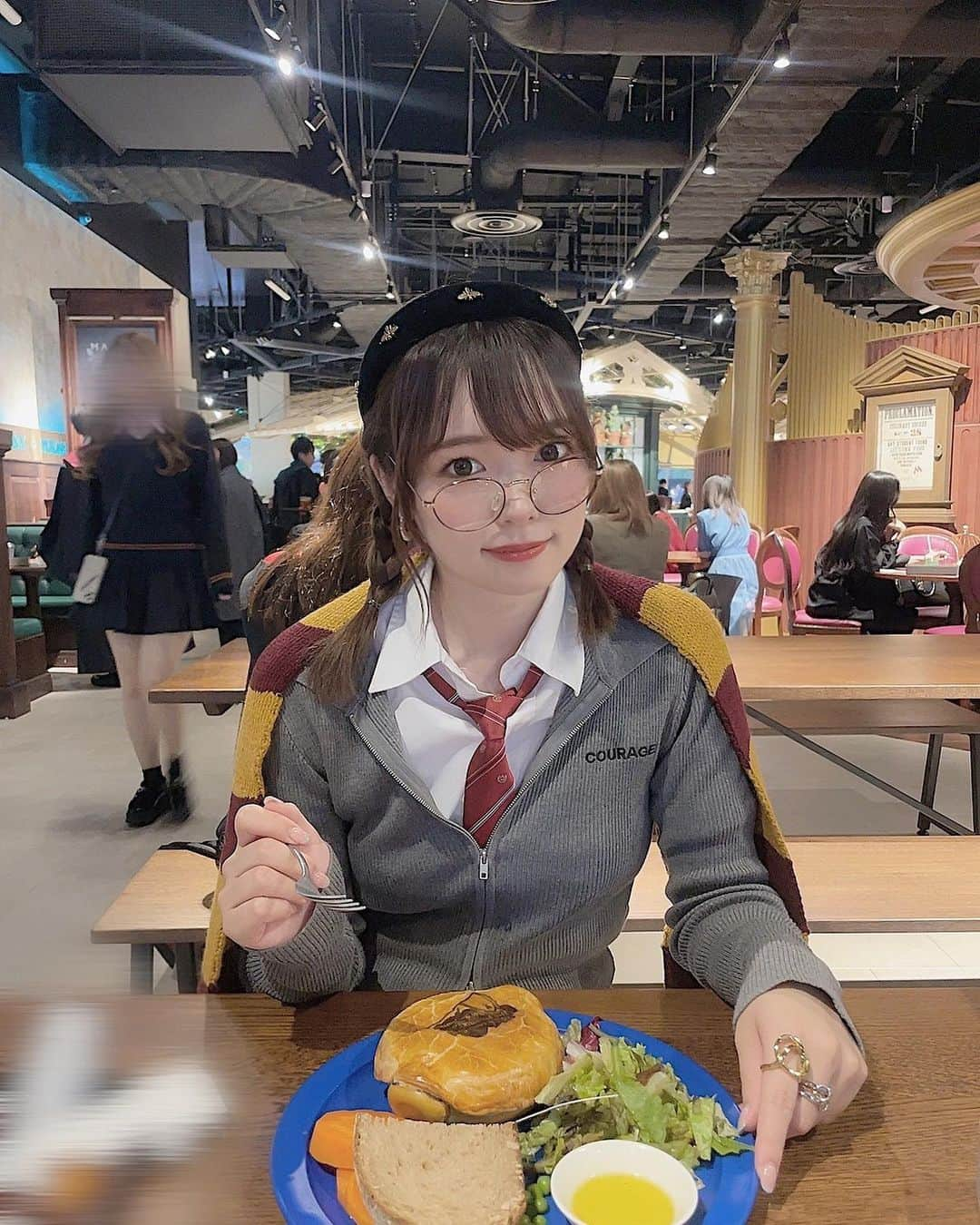 橋本紗奈さんのインスタグラム写真 - (橋本紗奈Instagram)「🤓🪄  . . . #ハリーポッター #ハリーポッタースタジオツアー #ハリポタ #ハリポタツアー #harrypotter」11月17日 19時47分 - hashimoto_sana