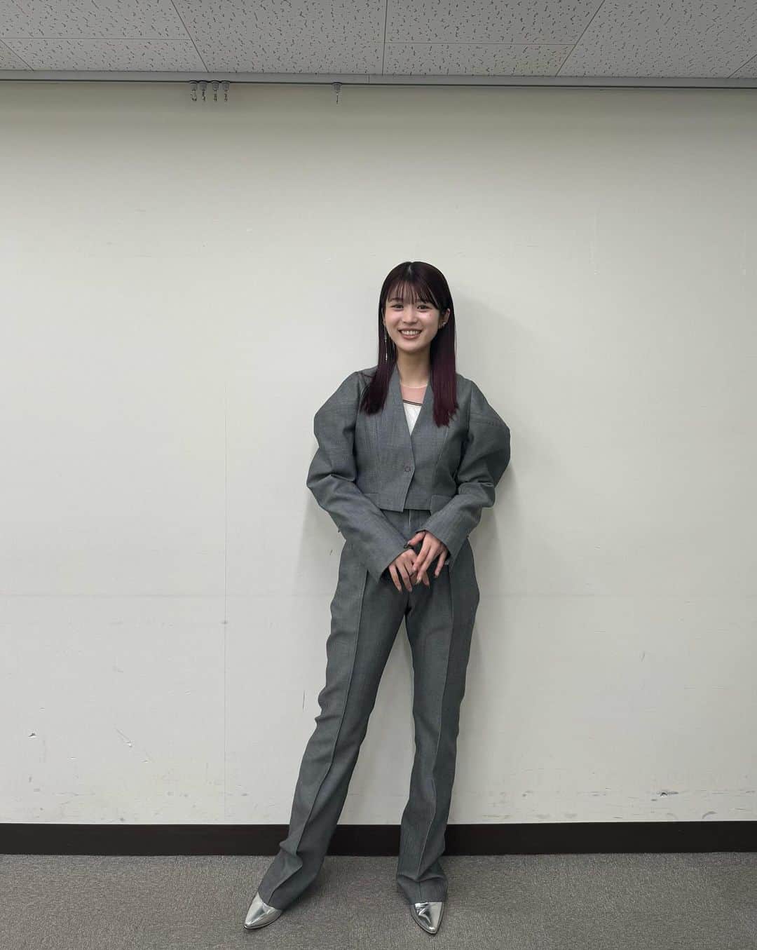 馬場ふみかのインスタグラム：「. 映画『コーポ・ア・コーポ』 @copo_movie  初日舞台挨拶、ありがとうございました✌︎  お洋服は @yohei_ohno 🤍」