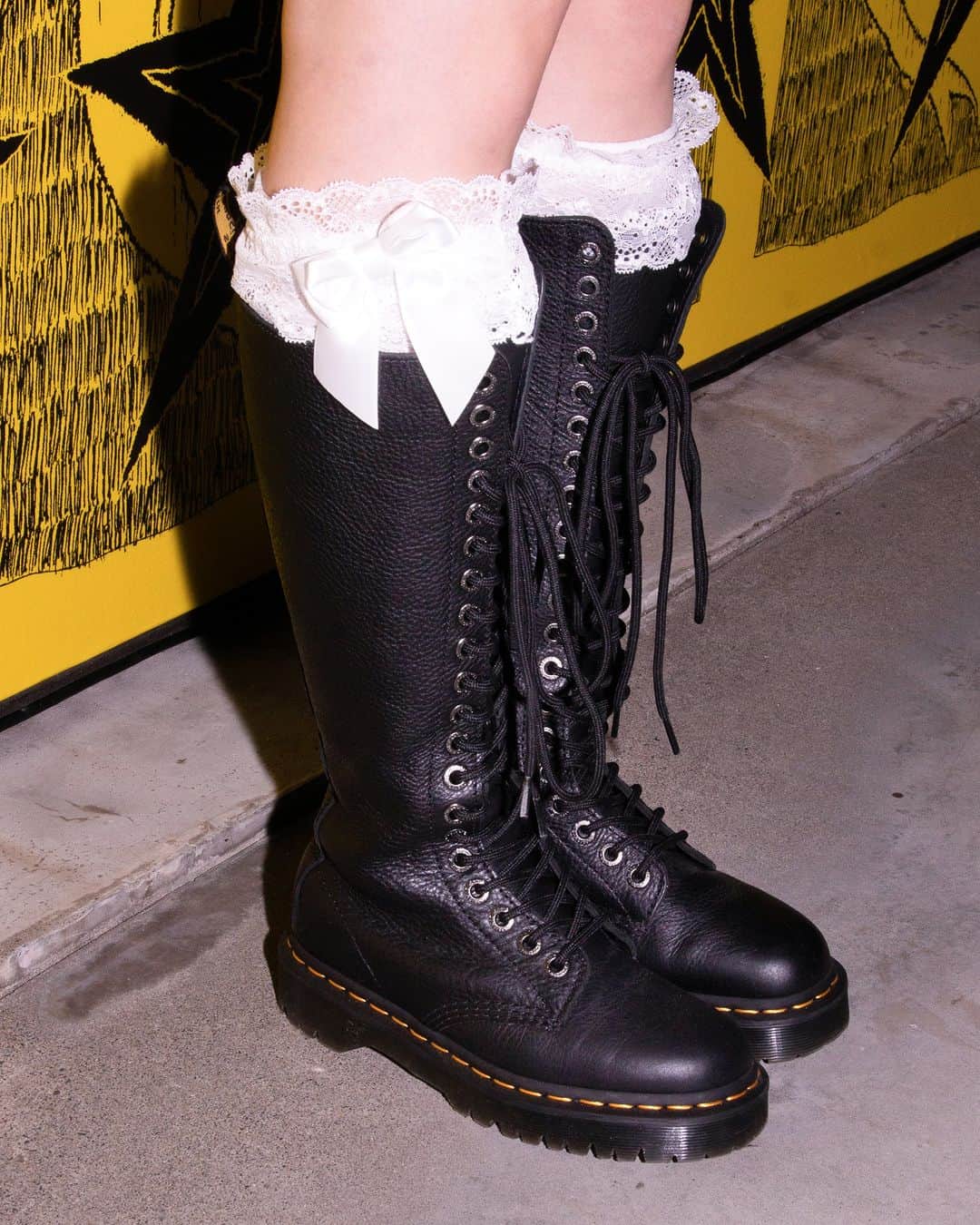 ファッションプレスさんのインスタグラム写真 - (ファッションプレスInstagram)「うた UTA(@utakohime86)  hat #ヴィヴィアンウエストウッド #viviennewestwood boots #ドクターマーチン #drmartens shirt #古着 #used skirt #heavenbymarcjacobs #ヘブンバイマークジェイコブス  #fashionpress #fashionpresssnap」11月17日 19時55分 - fashionpressjp