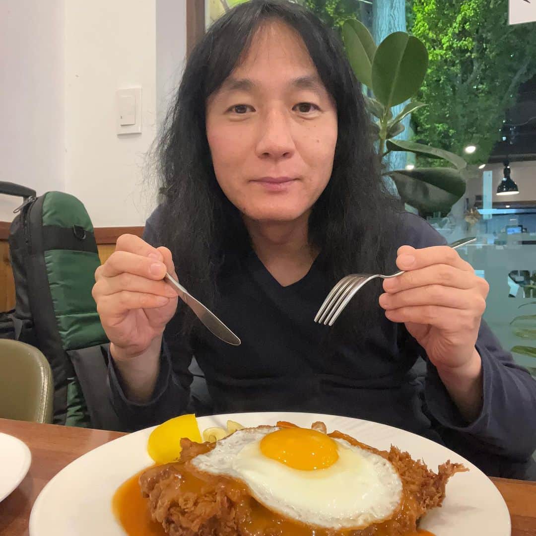 H.J.Freaksのインスタグラム：「맛난거 먹고 돌아갑니다. 또 뵈요~」