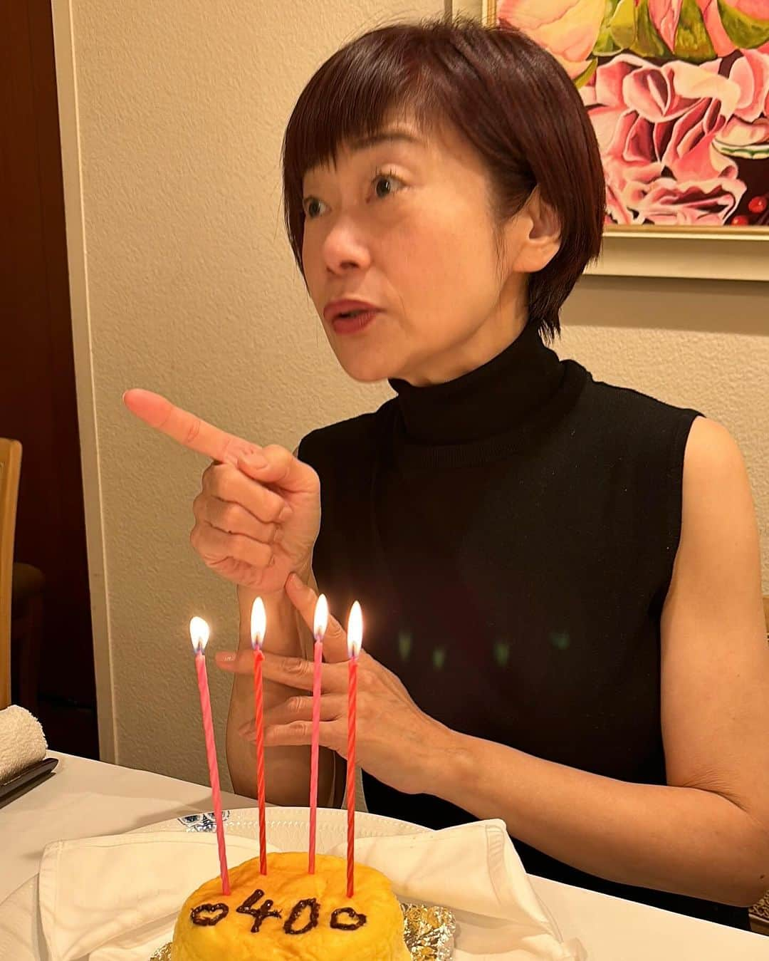 神野美伽さんのインスタグラム写真 - (神野美伽Instagram)「11月17日  みなさん こんばんは  昨晩、 40周年のコンサートが無事に終わったお祝いを、長年の知人にしていただきました。  私の大好きな「西洋料理　島」さんで、 弊社TOI  LA  VIEのスタッフもみんな一緒に。  なんて有難いことでしょう。 心から感謝です。  オーナーシェフと奥様にもいつも良くしていただき、大阪の公演まで観に来ていただいたりしています。  沢山の皆さんに大事にして来ていただいたことを痛感する毎日です。  本当に、有難うございます。  #西洋料理島　#ステーキ　#TOILAVIE」11月17日 19時59分 - mika_shinno_japan